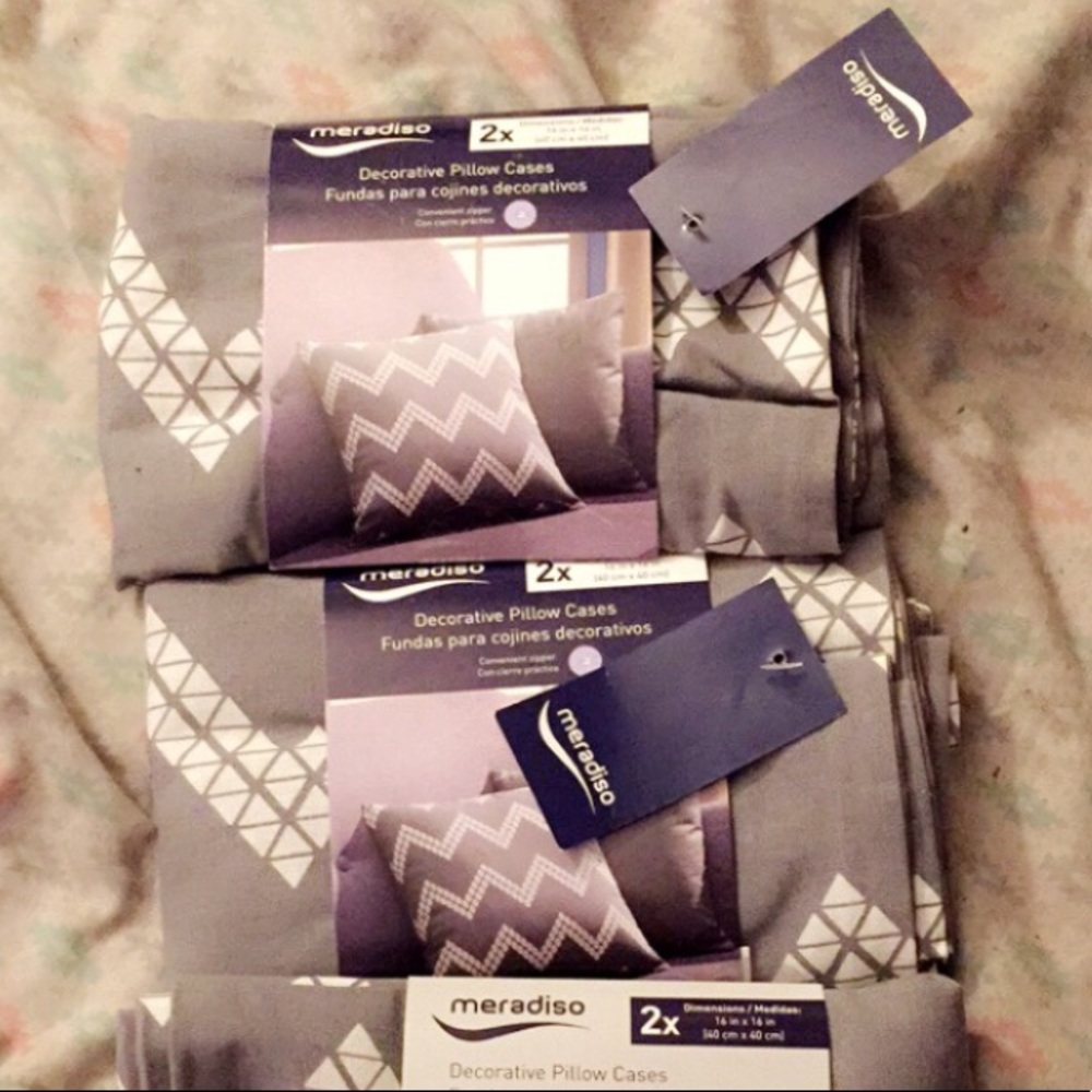 🚫Sold🚫Meradiso Sets of Pillow Covers NWT